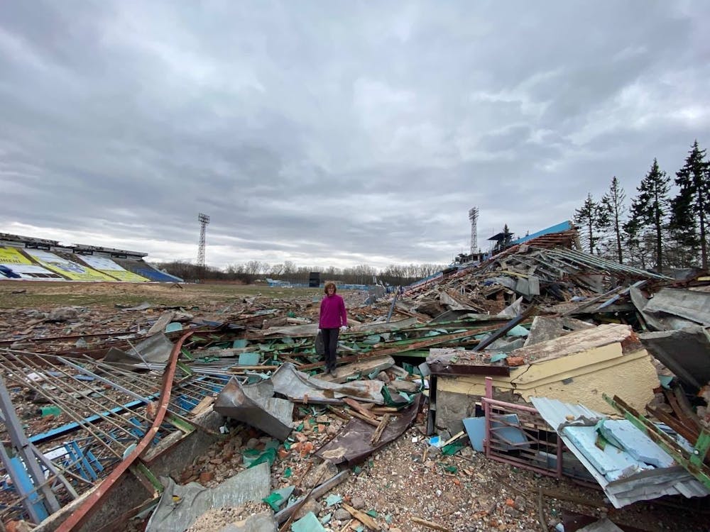 Ουκρανία: Στάδιο καταστράφηκε ολοσχερώς από τους βομβαρδισμούς (Pics) runbeat.gr 